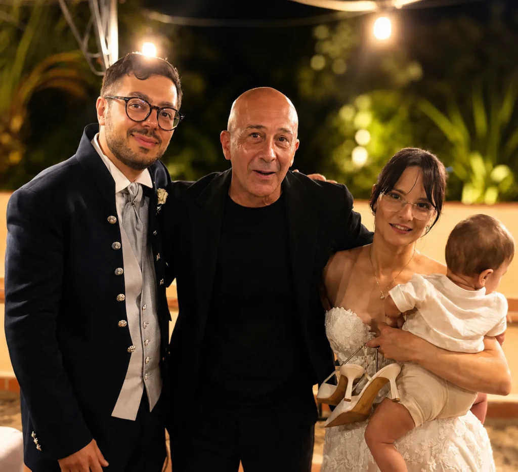 Giuliano e Serena e il loro bimbo, con Sarabanda alla Vecchia Masseria, Caltagirone