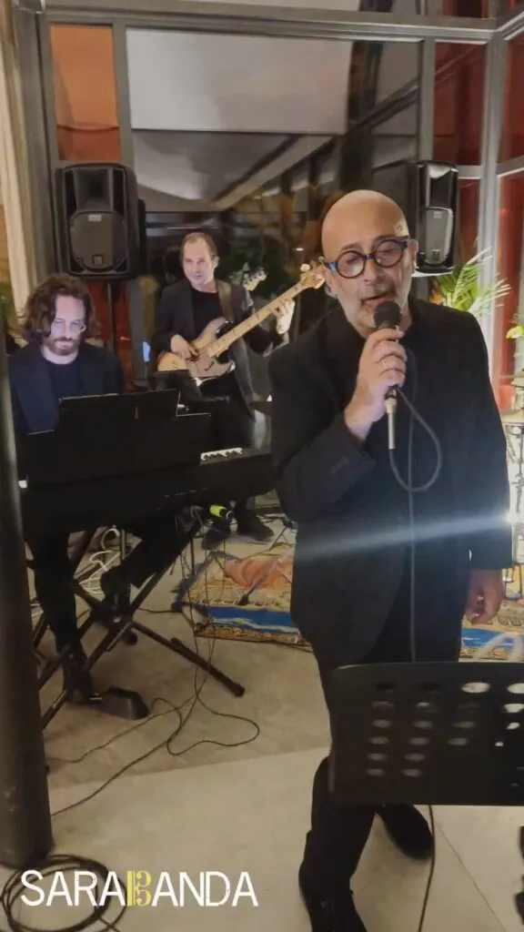 Sarabanda esegue "il mondo è mio", canzone sposi per il matrimonio a Villa Chiaramonte Bordonaro, Palermo